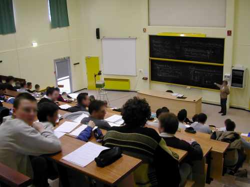 amphi_etu_haut