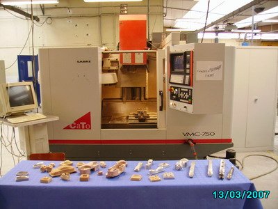 Centre d'usinage 5 axes.